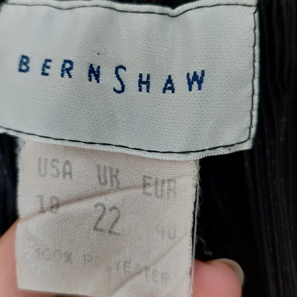 Bernshaw Vintage Pleated Long Skirt Size 22 - Picture 8 of 8